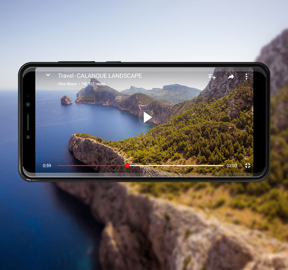 Tommy3 plus displaying its wide screen while filming a sea coast landscape